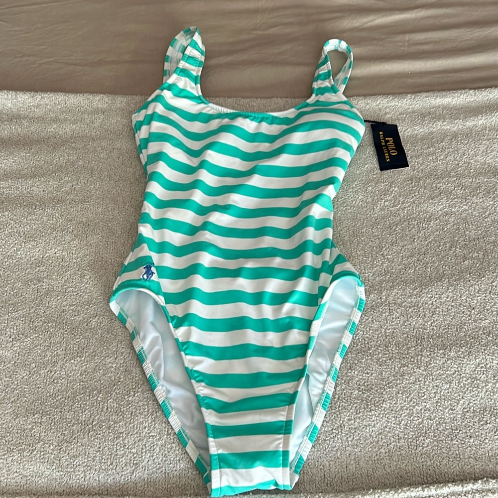 Bathing suit
